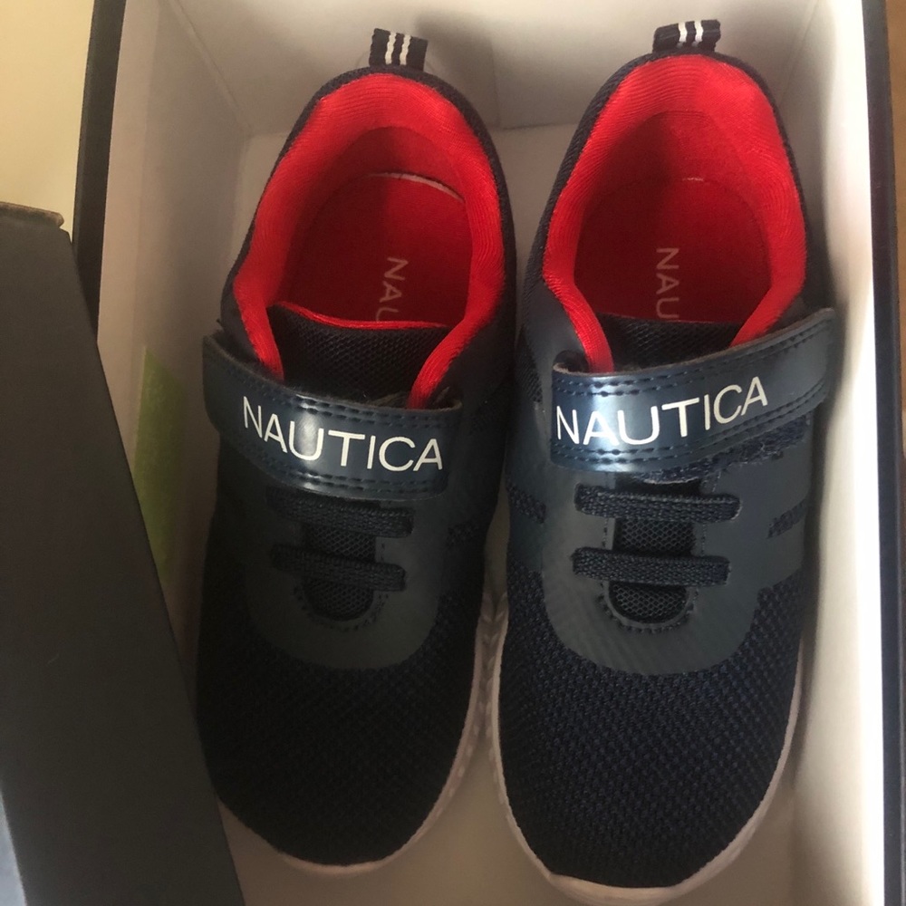 Toddler shoes